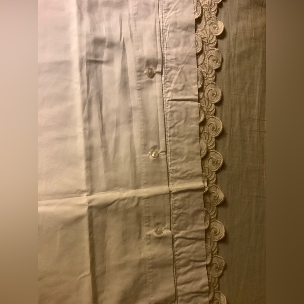Schweitzer Linen Quilted Comforter Golden Ivory Embroidery + 2 Matching Shams - Picture 11 of 15